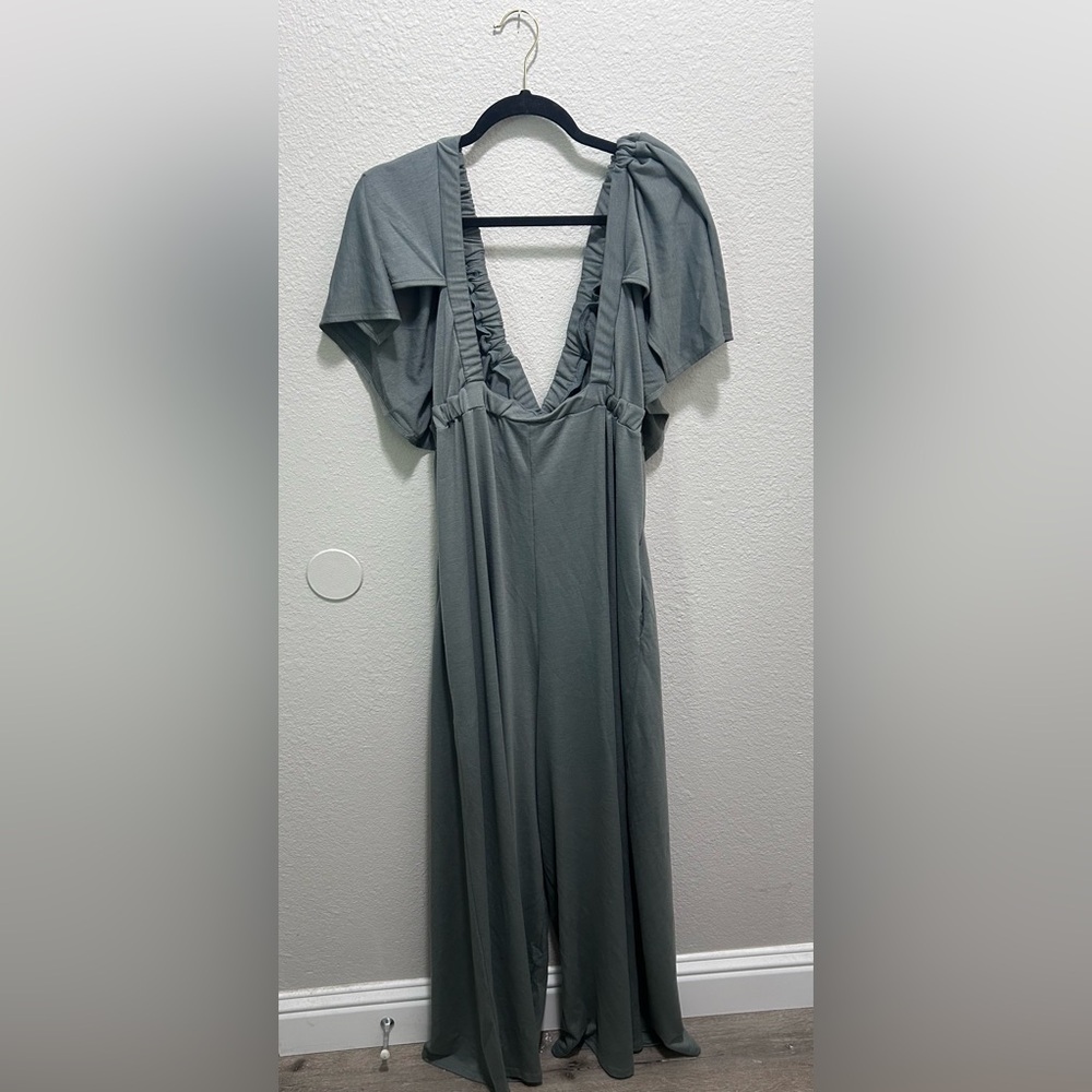 Grey Ruffled V-Neck Jumpsuit - Picture 2 of 2